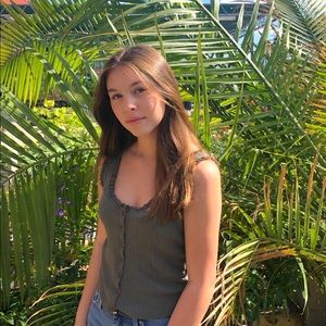 Meet your Posher, Brooke